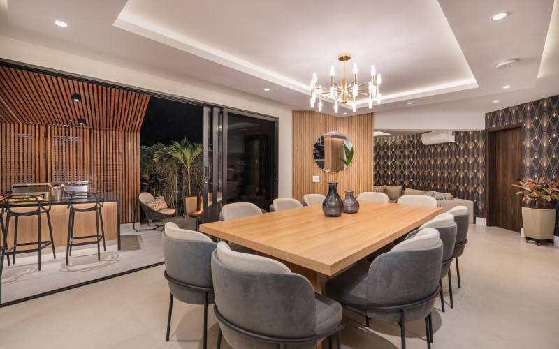 High-Yield Opportunity: Invest in Medellín’s Premier Luxury Villa