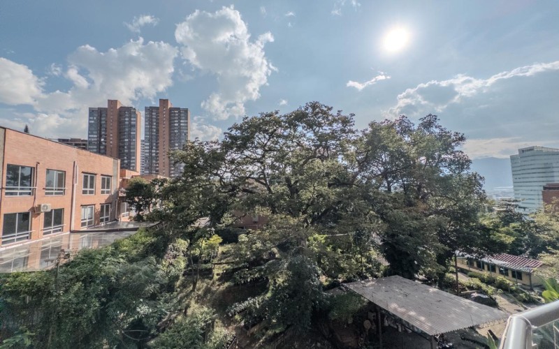 CASTROPOL 3 Bedroom Apartment in El Poblado