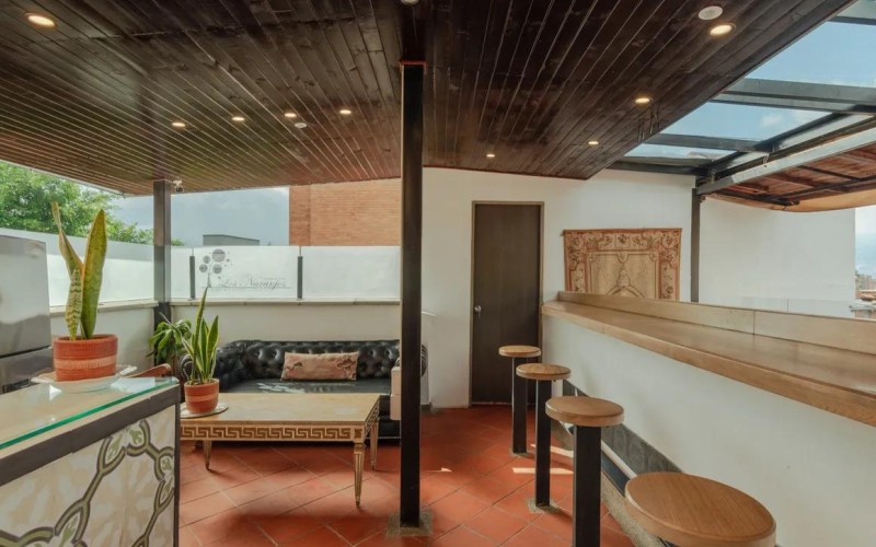 Highly Profitable Hotel in El Poblado – Prime Location Near El Tesoro