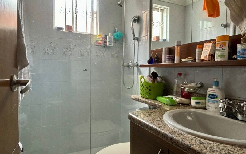 House for Sale in La Mota, Medellín – Perfect for Your Family