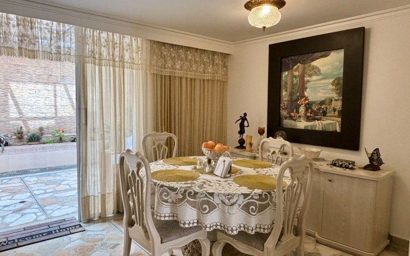 House for Sale in La Mota, Medellín – Perfect for Your Family