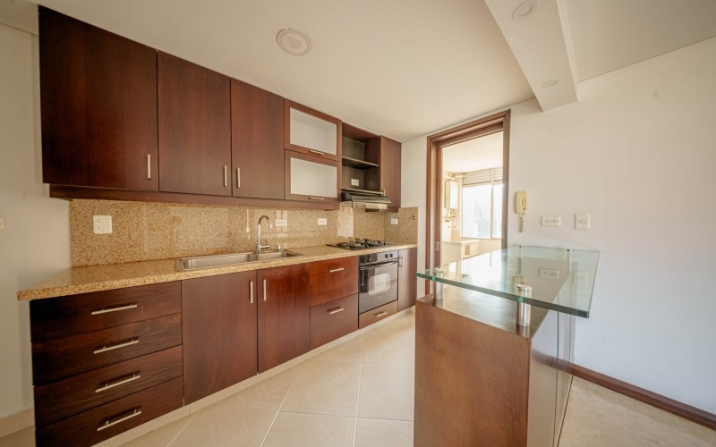 Exclusive 3-Bedroom Apartment for Sale in Laureles – Quiet, Private, and Steps from UPB