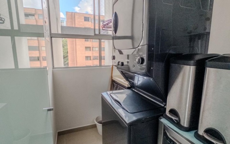 Modern 2-Bedroom Apartment in the Heart of El Poblado – Prime Location!