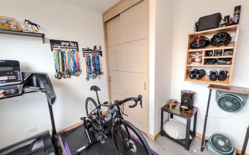 Modern 2-Bedroom Apartment in the Heart of El Poblado – Prime Location!