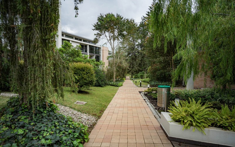 Suite Exclusiva en Fizebad, El Retiro – Lujo, Tranquilidad y Seguridad