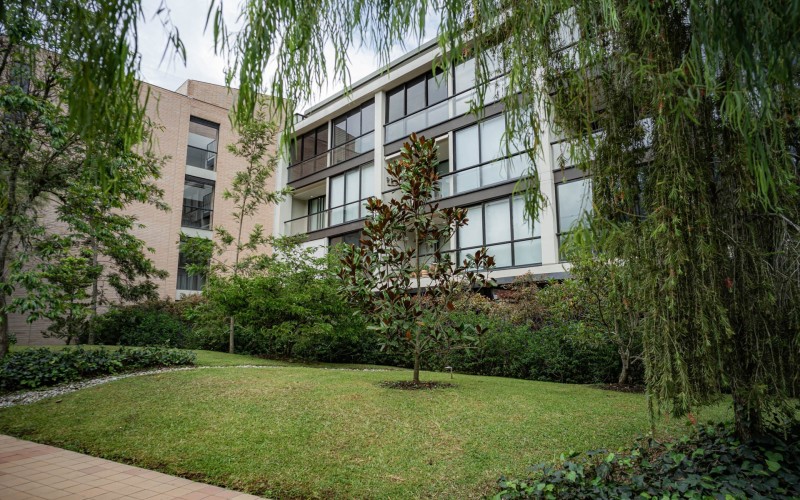 Suite Exclusiva en Fizebad, El Retiro – Lujo, Tranquilidad y Seguridad