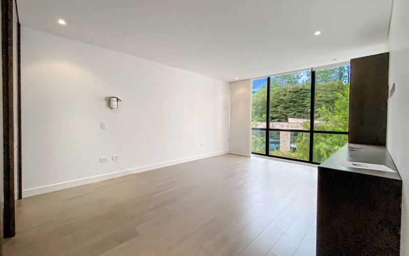 Suite Exclusiva en Fizebad, El Retiro – Lujo, Tranquilidad y Seguridad