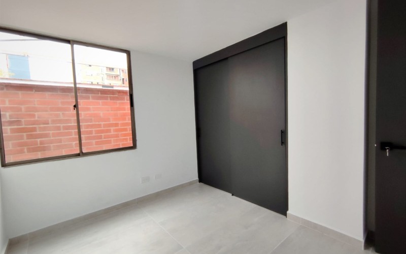 Apartamento con terraza en Conquistadores: 98 m² + 23 m² de terraza, cerca de Unicentro