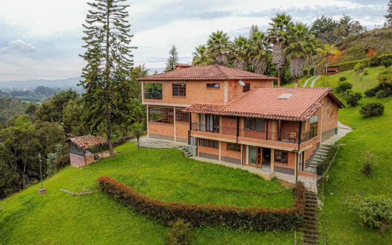 Peace, Nature, and Strategic Location in Eastern Antioquia-For Sale and Rent in Sierras de Mayarí, Rionegro