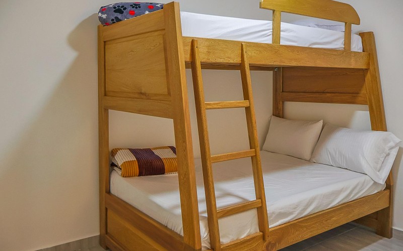 Apartamento Guatapé con vista a la Piedra Peñol.