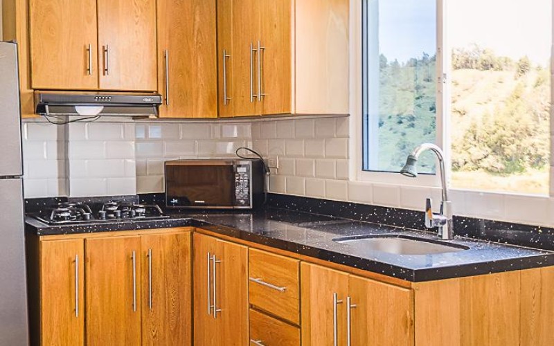 Apartamento Guatapé con vista a la Piedra Peñol.