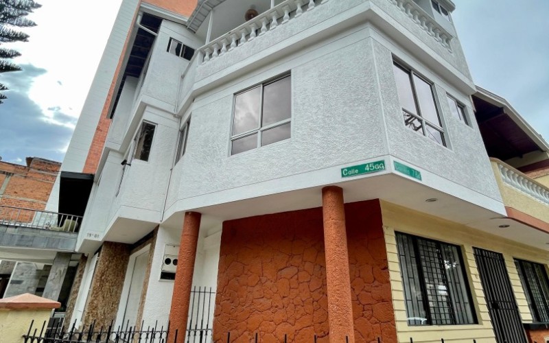 House for Sale – Velódromo, Laureles-Estadio, Medellín