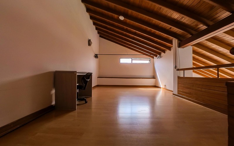 Moderno apartamento duplex en Laureles – Ideal para vivir o invertir