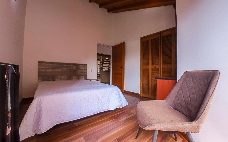 Moderno apartamento duplex en Laureles – Ideal para vivir o invertir