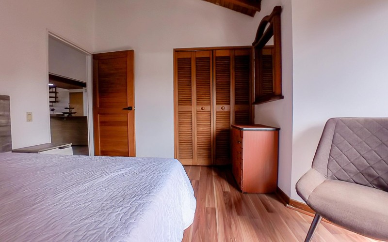 Moderno apartamento duplex en Laureles – Ideal para vivir o invertir