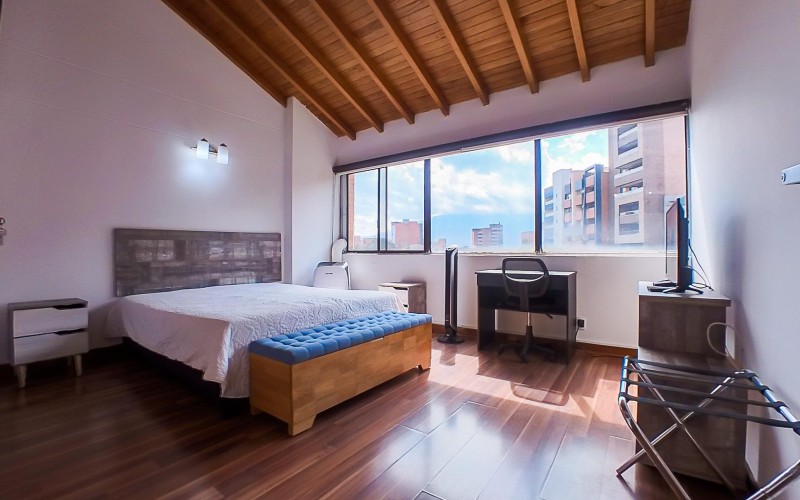 Moderno apartamento duplex en Laureles – Ideal para vivir o invertir